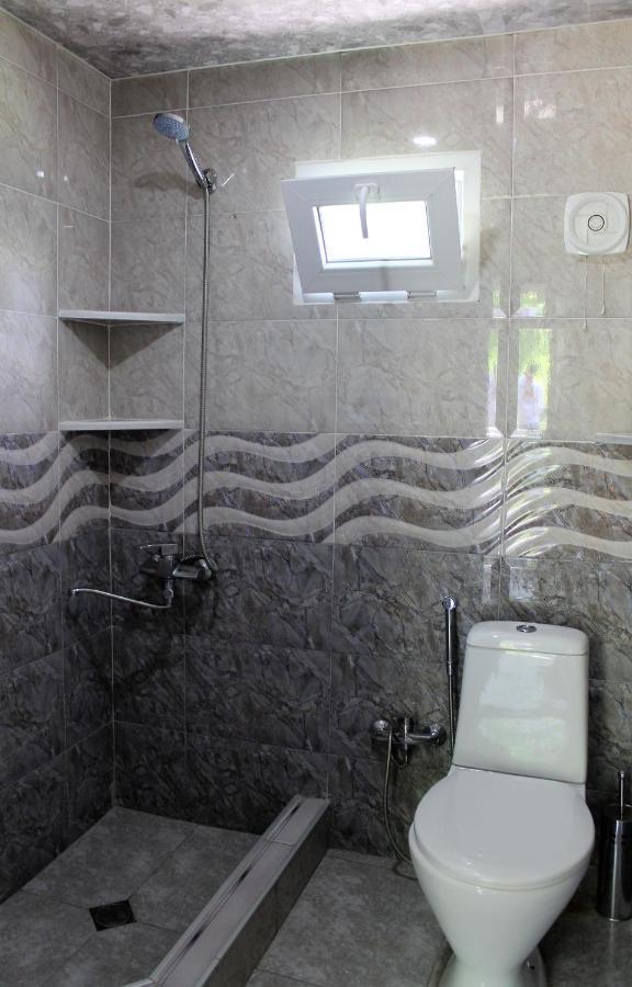 Lilia Guesthouse Сигнахи Экстерьер фото