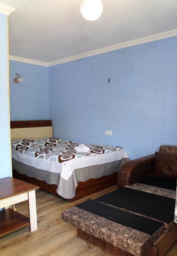 Lilia Guesthouse Сигнахи Экстерьер фото