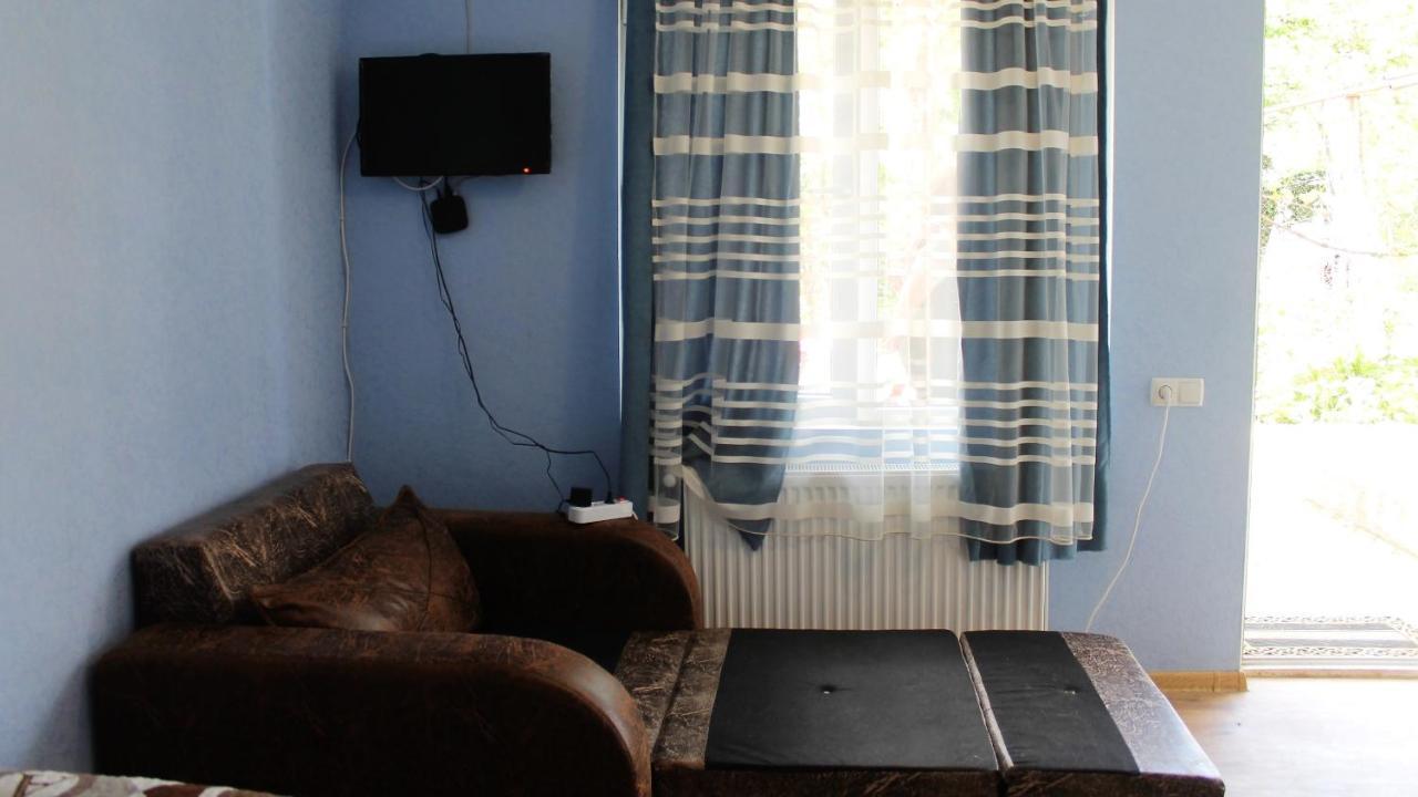 Lilia Guesthouse Сигнахи Экстерьер фото