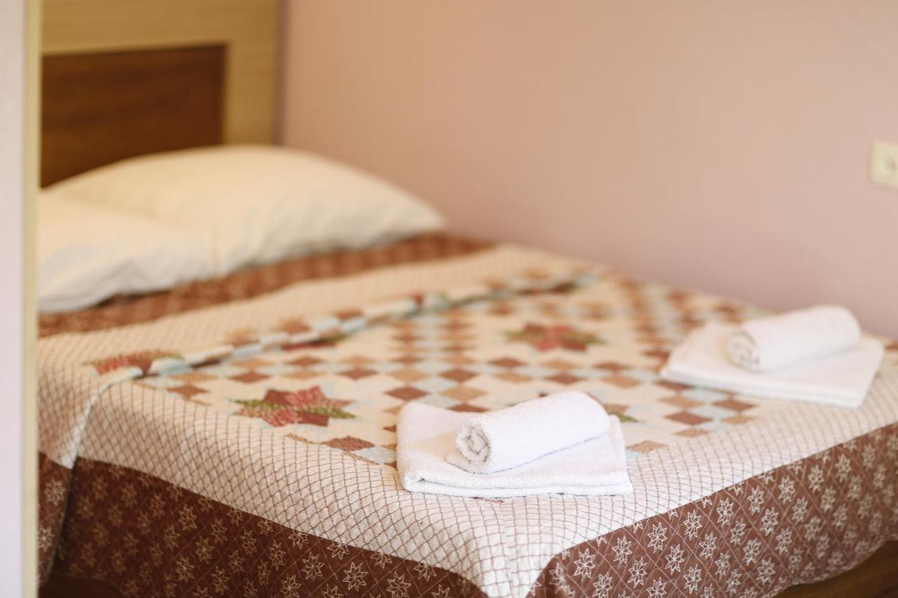 Lilia Guesthouse Сигнахи Экстерьер фото