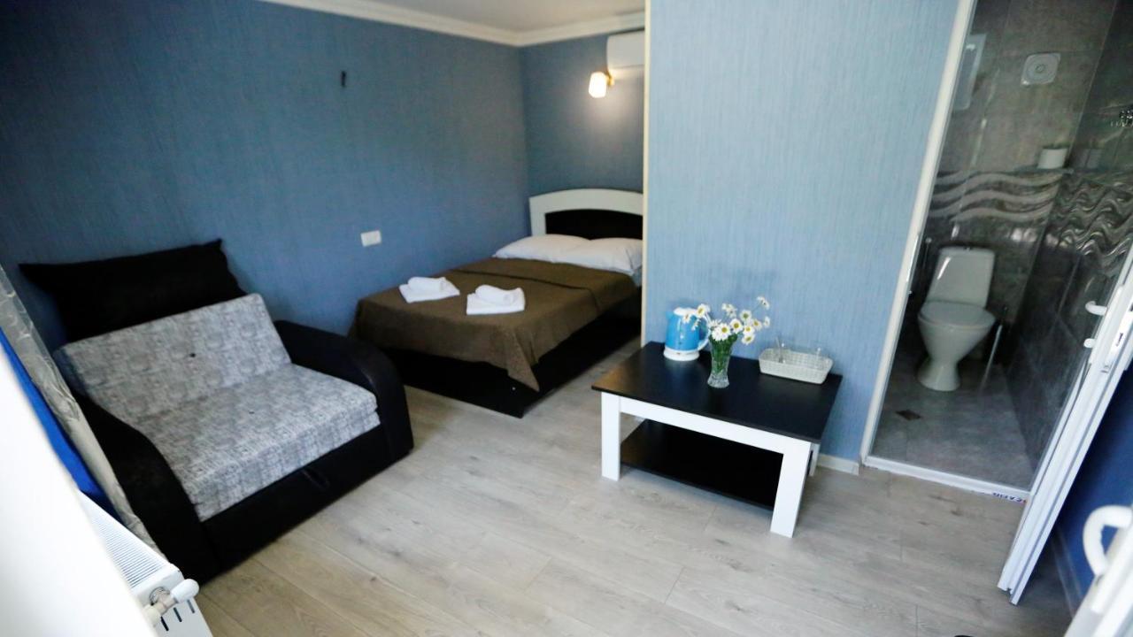 Lilia Guesthouse Сигнахи Экстерьер фото