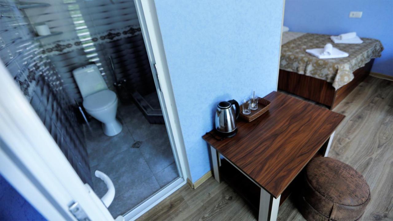 Lilia Guesthouse Сигнахи Экстерьер фото