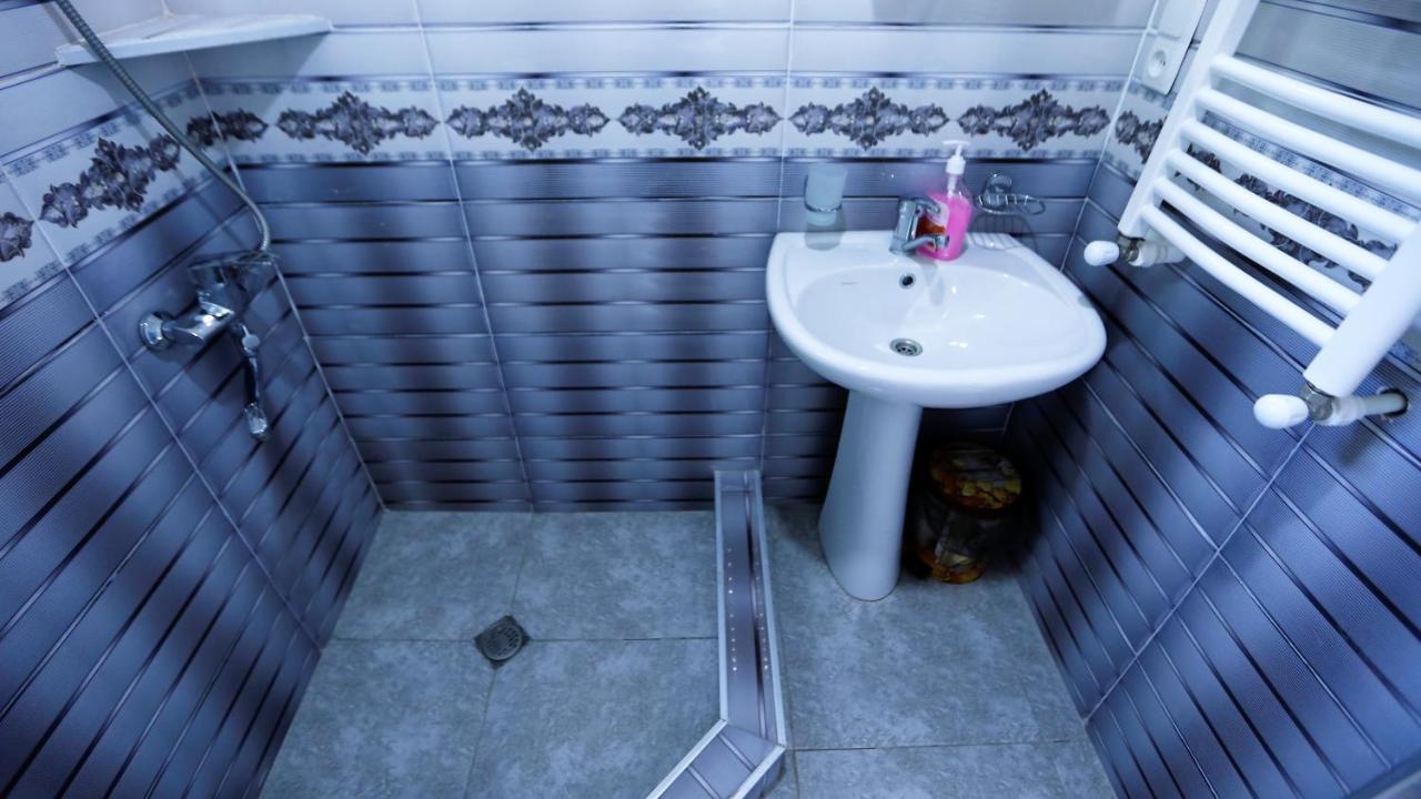 Lilia Guesthouse Сигнахи Экстерьер фото