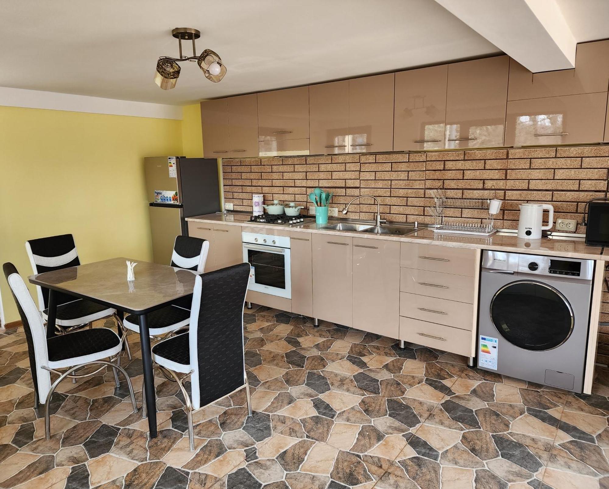 Lilia Guesthouse Сигнахи Экстерьер фото