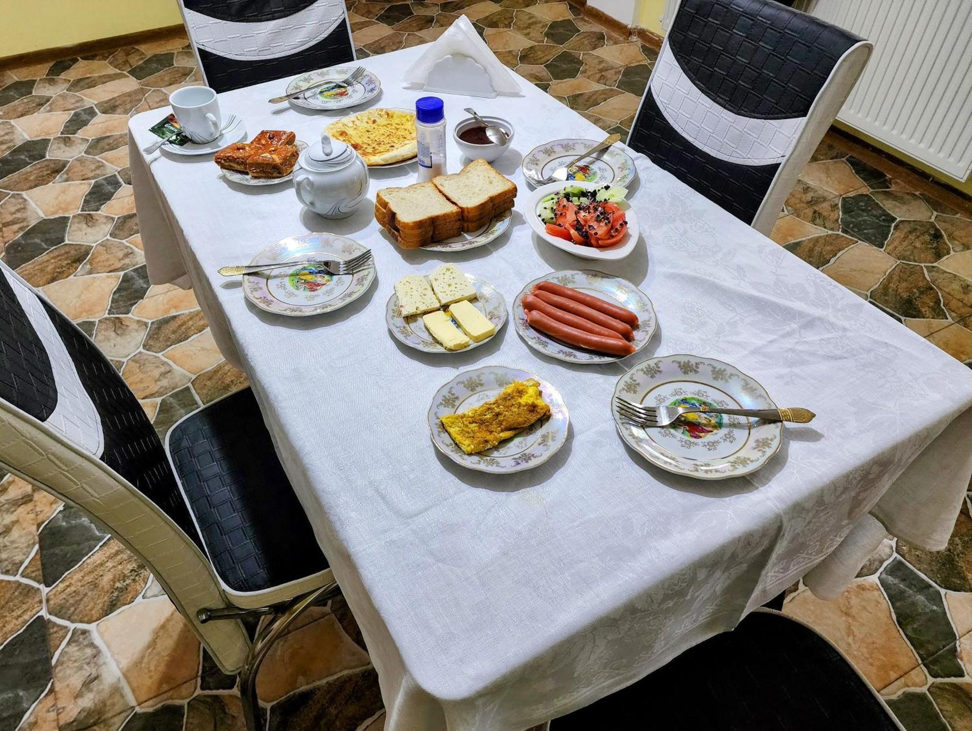 Lilia Guesthouse Сигнахи Экстерьер фото